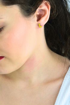 Kolczyki dziecięce srebrne 925 – kaczuszki z żółtą emalią SKL 642B (3).jpg